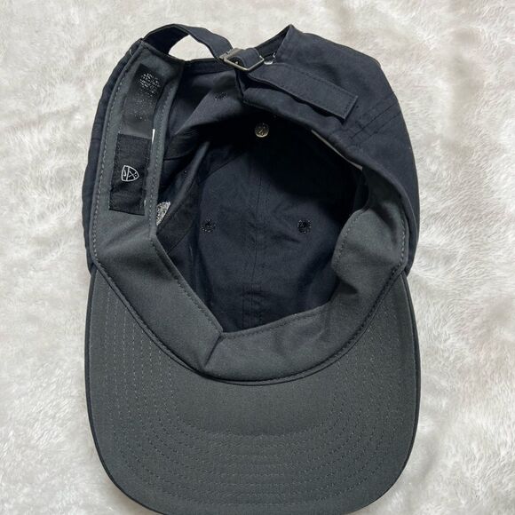 Nike golf Disney black and white athletic women’s men’s basketball cap - Picture 4 of 7